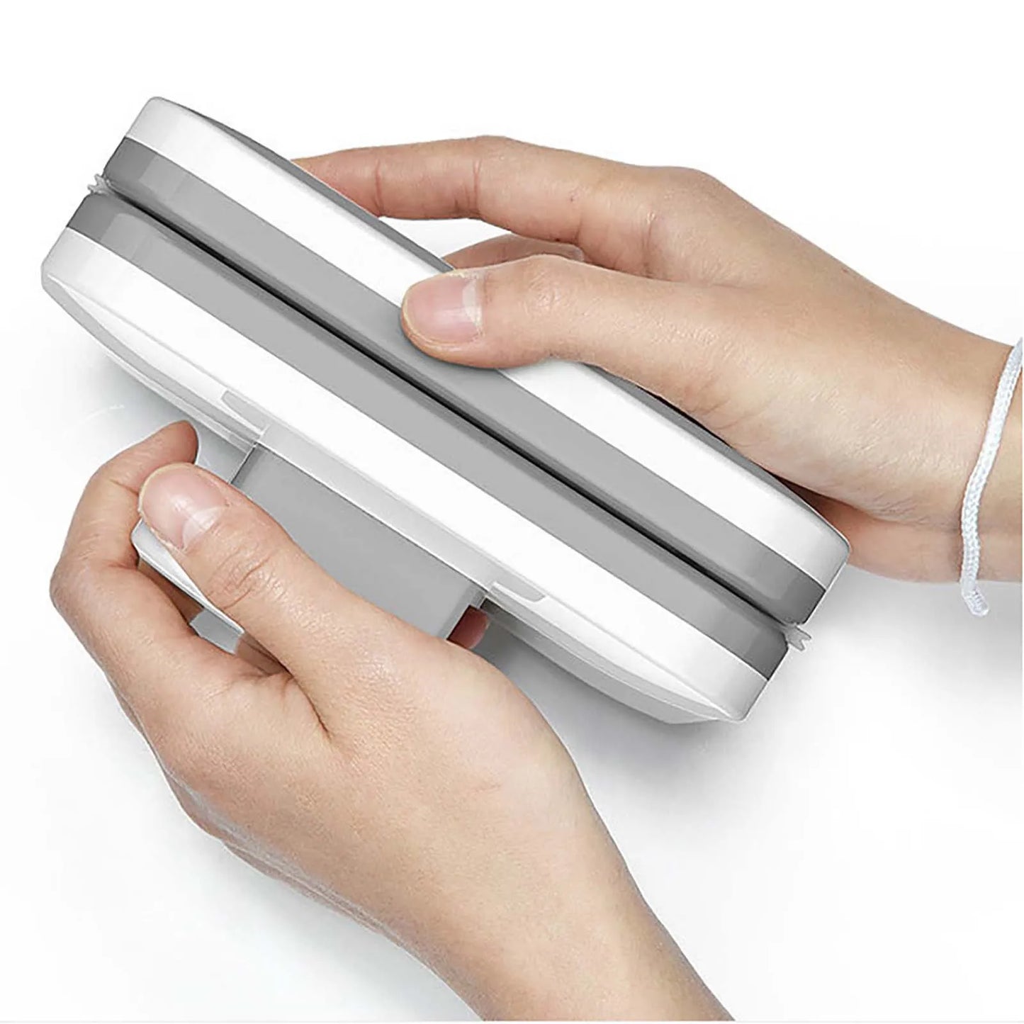 Double-Sided Glass Cleaner for Windows